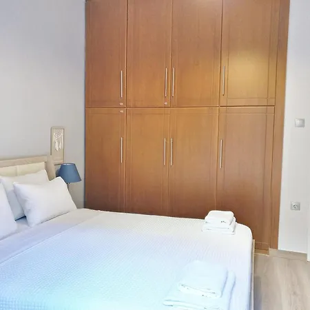 Center With A Modern Breeze