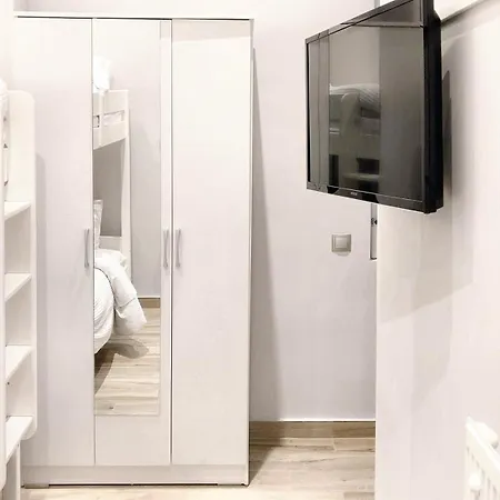 아파트 Center With A Modern Breeze