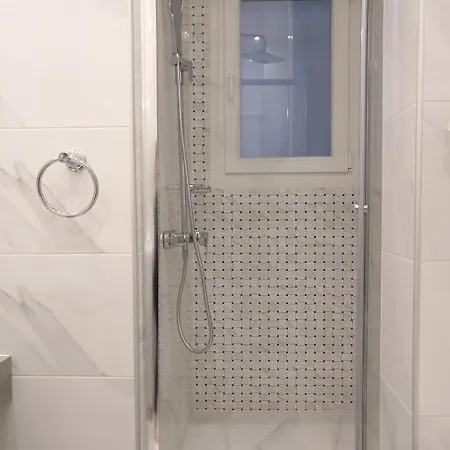 Center With A Modern Breeze Салоники