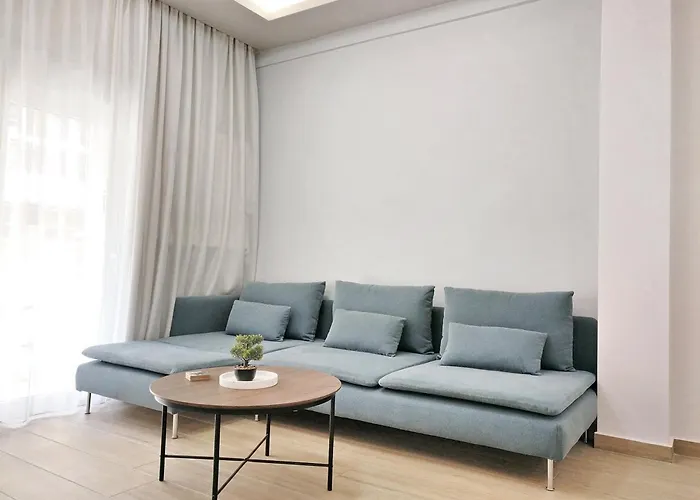 Center With A Modern Breeze