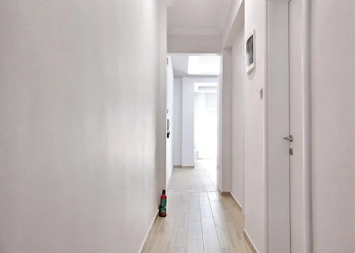 Center With A Modern Breeze Salonic
